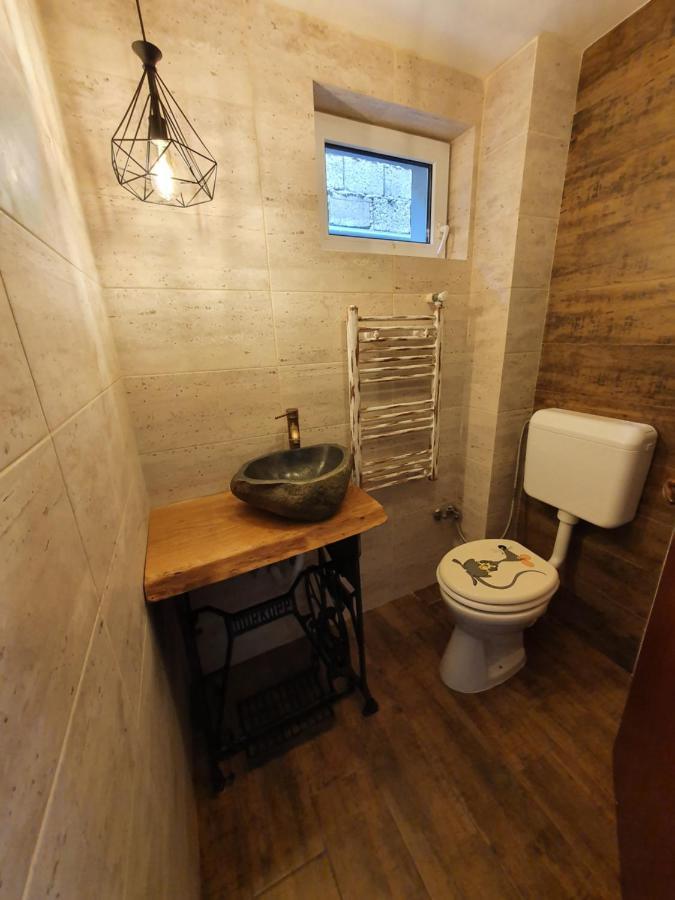 Casa Lucky Hotell Rîşnov Eksteriør bilde