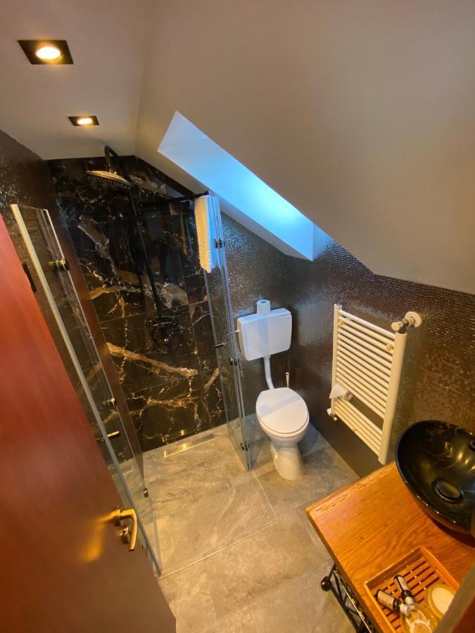 Casa Lucky Hotell Rîşnov Eksteriør bilde