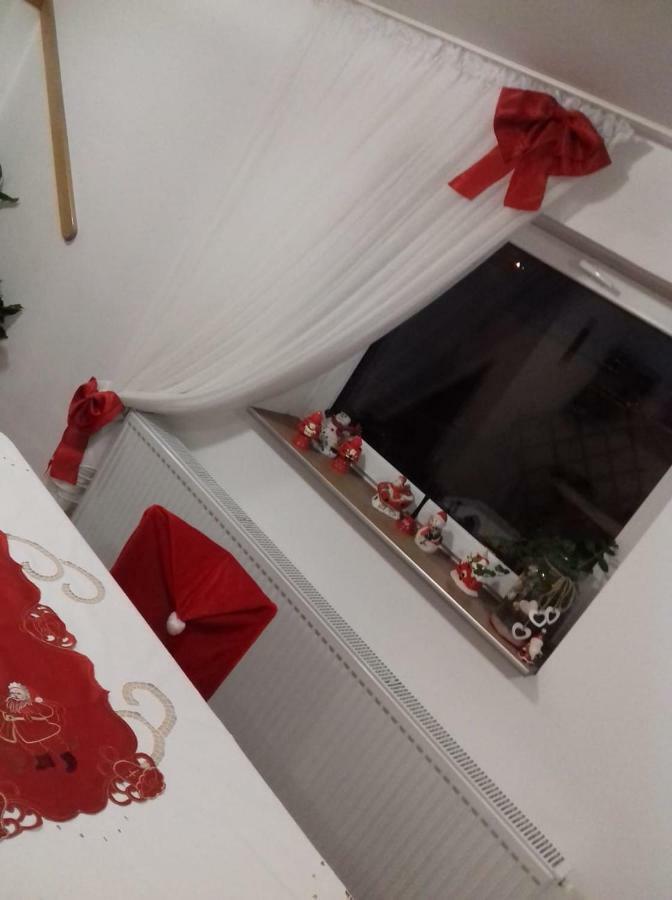 Casa Lucky Hotell Rîşnov Eksteriør bilde